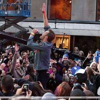 Chris Martin performing live on the 'Today' show as part of their Toyota Concert Series | Picture 107163
